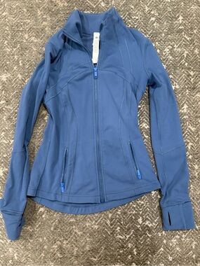 Lululemon Define Jacket / Size 4 / Blue
